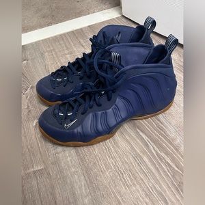 💥SOLD💥Nike Air Foamposite One Navy Gum
